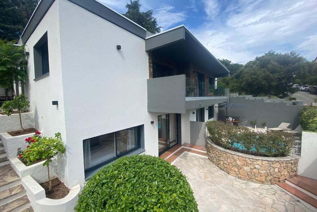 Rez De Villa De Charme-Piscine-3 Chambres 6 Pers Saint-Raphaël Eksteriør billede